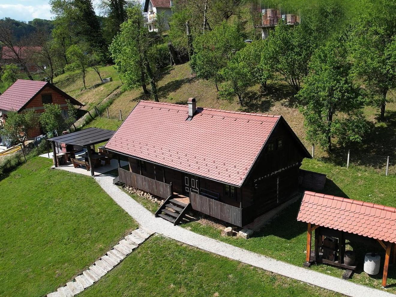 Tradicionalna Zagorska Drvena Kuca Stara Murva توهيلجسكي توبليس المظهر الخارجي الصورة